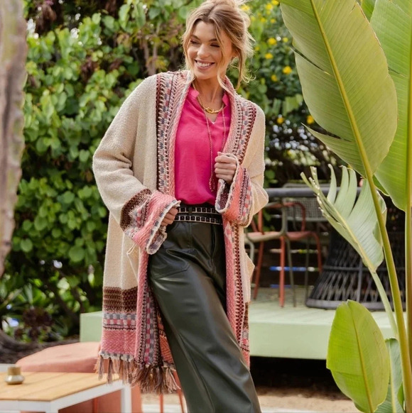 New! Easel Boho Tribal Pattern Fringe Detail Sweater Cardigan - Picture 2 of 5